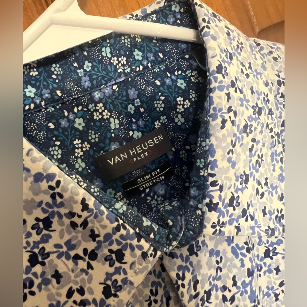 Men’s VAN HEUSEN Slim Fit dress shirt, S
